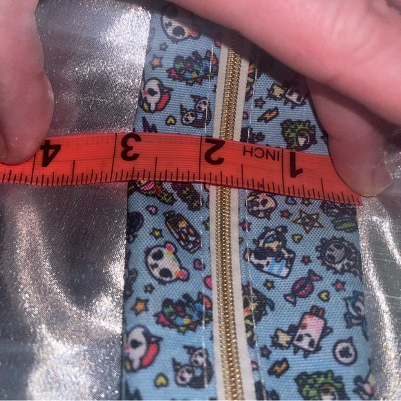 ❌SOLD❌NWOT Tokidoki Skinny Pencil Pouch & Plush Donutella Keyring - Picture 13 of 13